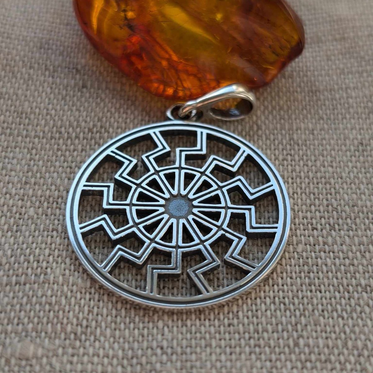 Forest_motherr's tweet photo. The moment has arrived! ✨ 
Introducing the new Black Sun Wheel silver pendant in my shop.

Check it out:
https://t.co/zaFBryabcy https://t.co/N5dYawEvjQ