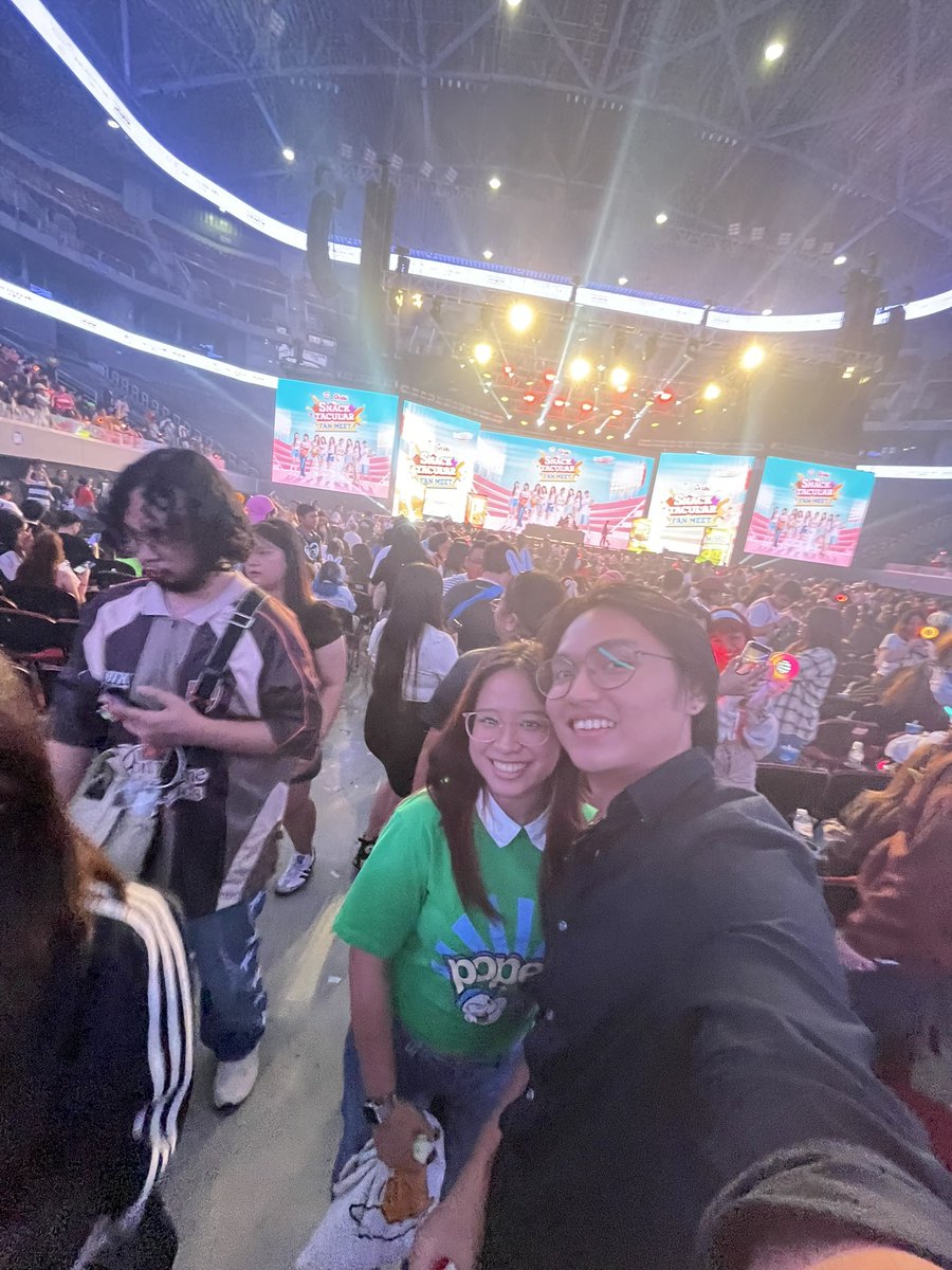 maaaricute's tweet photo. more concerts wit u @Azusa132 ❤️ https://t.co/7UFPrHWsie