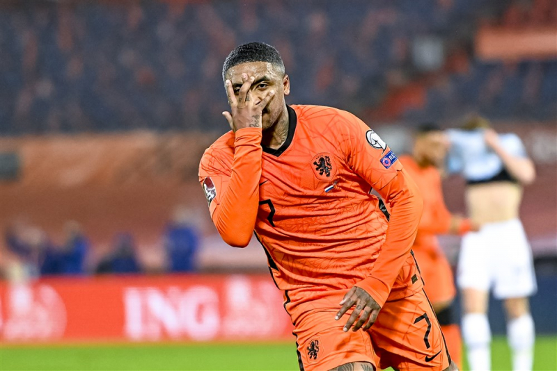 Nederland is geplaatst voor het WK in Qatar. Tottenham-aanvaller Steven Bergwijn zorgde met de 2-0 voor de beslissing tegen Noorwegen.