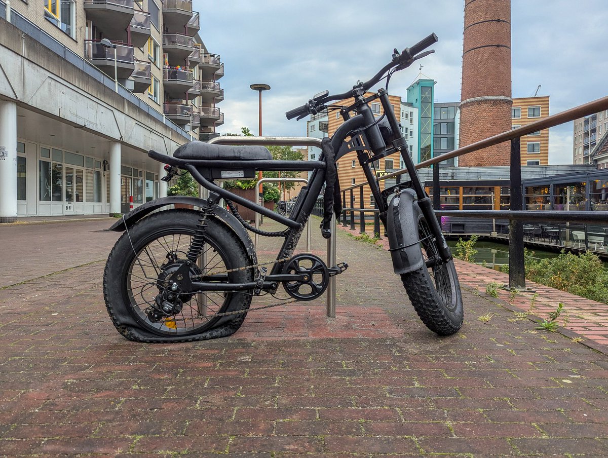 Weet iemand of de helmplicht ook gaat gelden voor #flatbikes

#fatbike #dtv