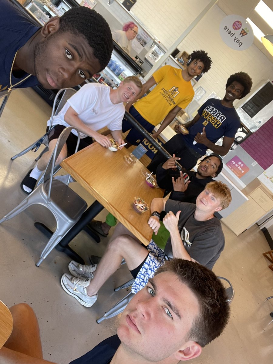 Justin Morgan (@justinmorgan_15) on Twitter photo Shoutout Frutta bowl for the meal! Shoutout Frutta bowl for the meal!
