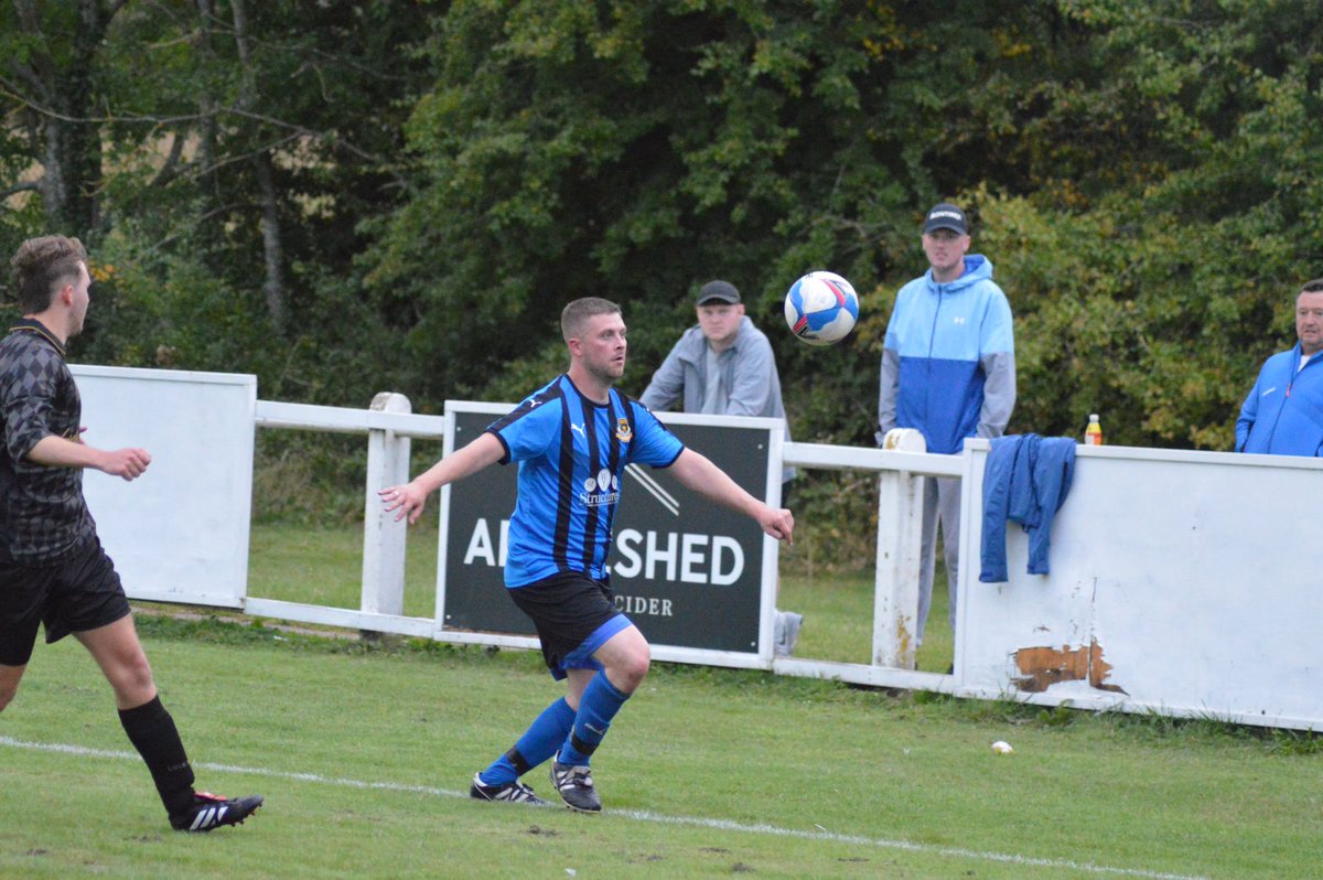 ⚽️ Pemberton FC VS Pennington FC ⚽️

Tomorrow sees us face Pemberton FC in the 1st Round of the Open League Cup. 

📅 Sunday 8th Sept 14:00 KO 
🏟️ Dean Trust WN5 0DQ 4G
🎟️ FOC

🔵⚫️🔵⚫️