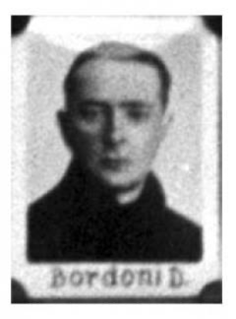 ANPIRomaPosti's tweet photo. Militante comunista più volte scontratosi con i fascisti e condannato dal regime a varie pene detentive, #DionisoBordoni, dopo l'#Armistizio militò nella 4a brg "Venturoli Garibaldi".Venne fucilato a 38 anni dai tedeschi, in località #Biscia(#CastelMaggiore) il #12settembre 1944. https://t.co/YTQqpm00qc