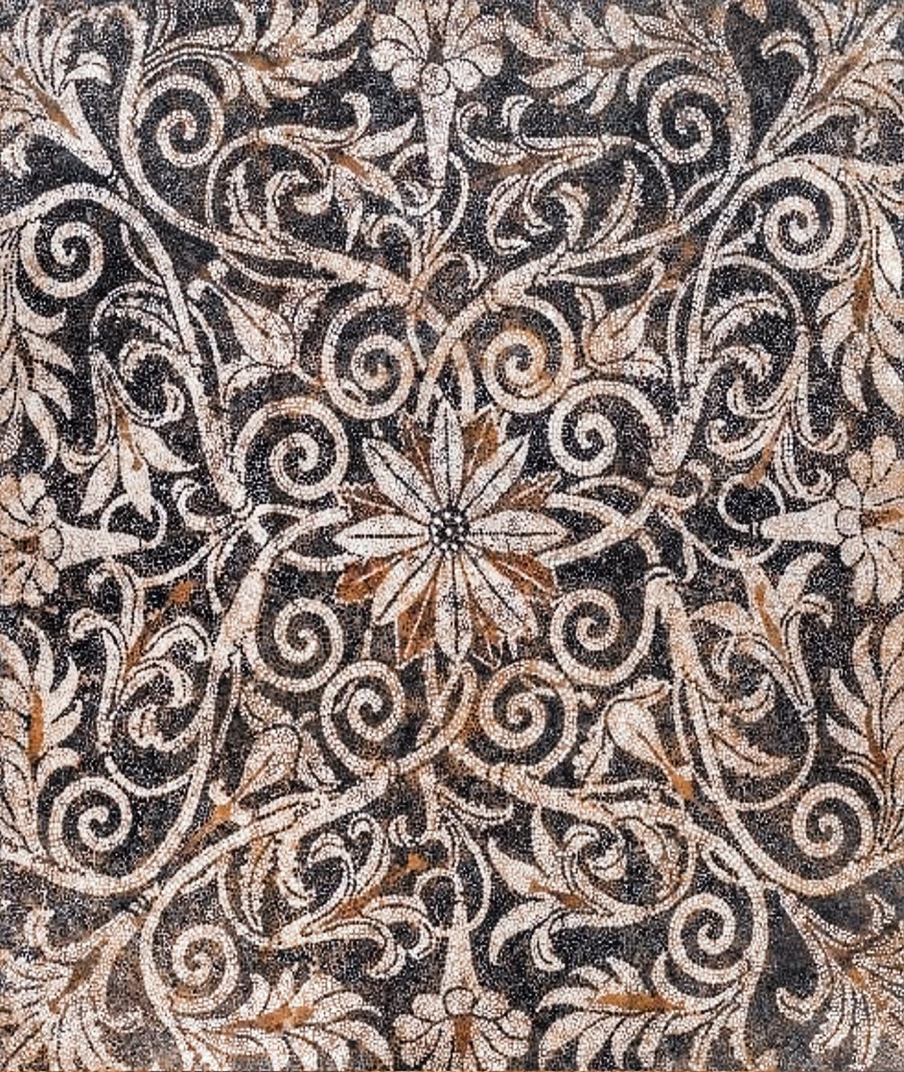 greece_heritage's tweet image. Amazing pebble mosaic floor from ancient Sikyon, second half of 4th century BC. 

Archaeological Museum of Sikyon