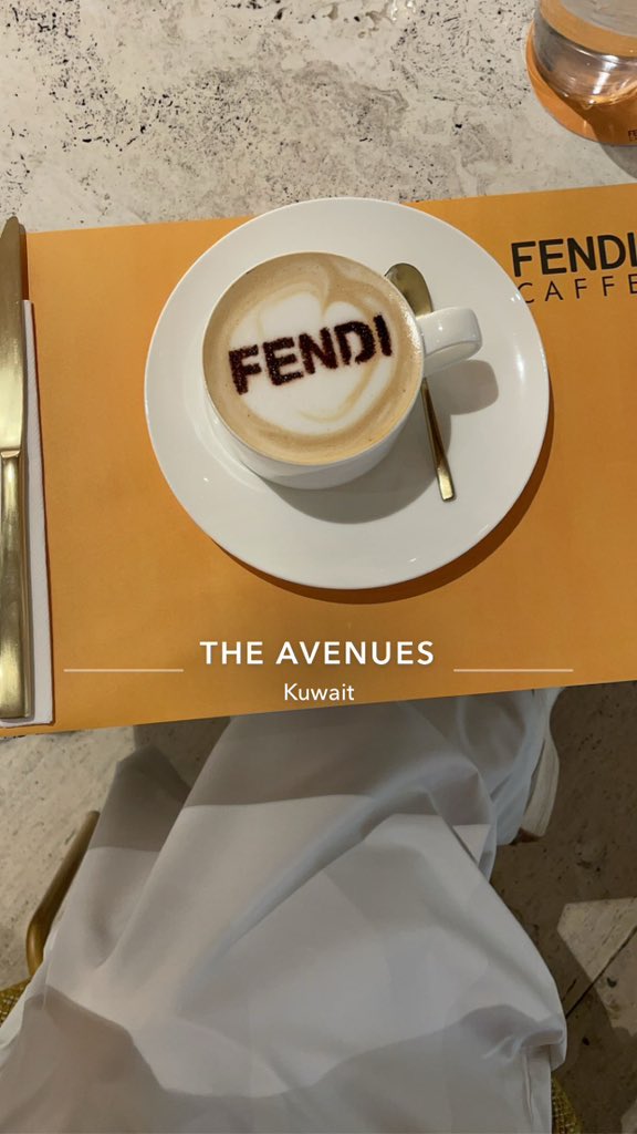 *

تعبت من كثر المعاتب والكلام 
ومن خيبة الهقوه ومن قولة افا

صار الجفا عندي مثل رد السلام 
ماعاد عندي للجفا غير الجفا ")

# السـلامم علييكمم  💐🤍ء