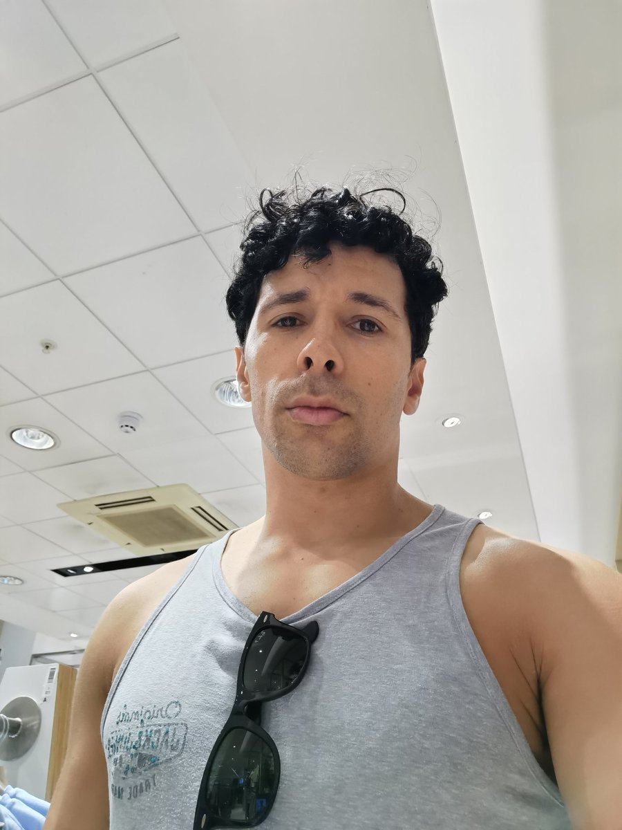 Out and about! ✌🏽