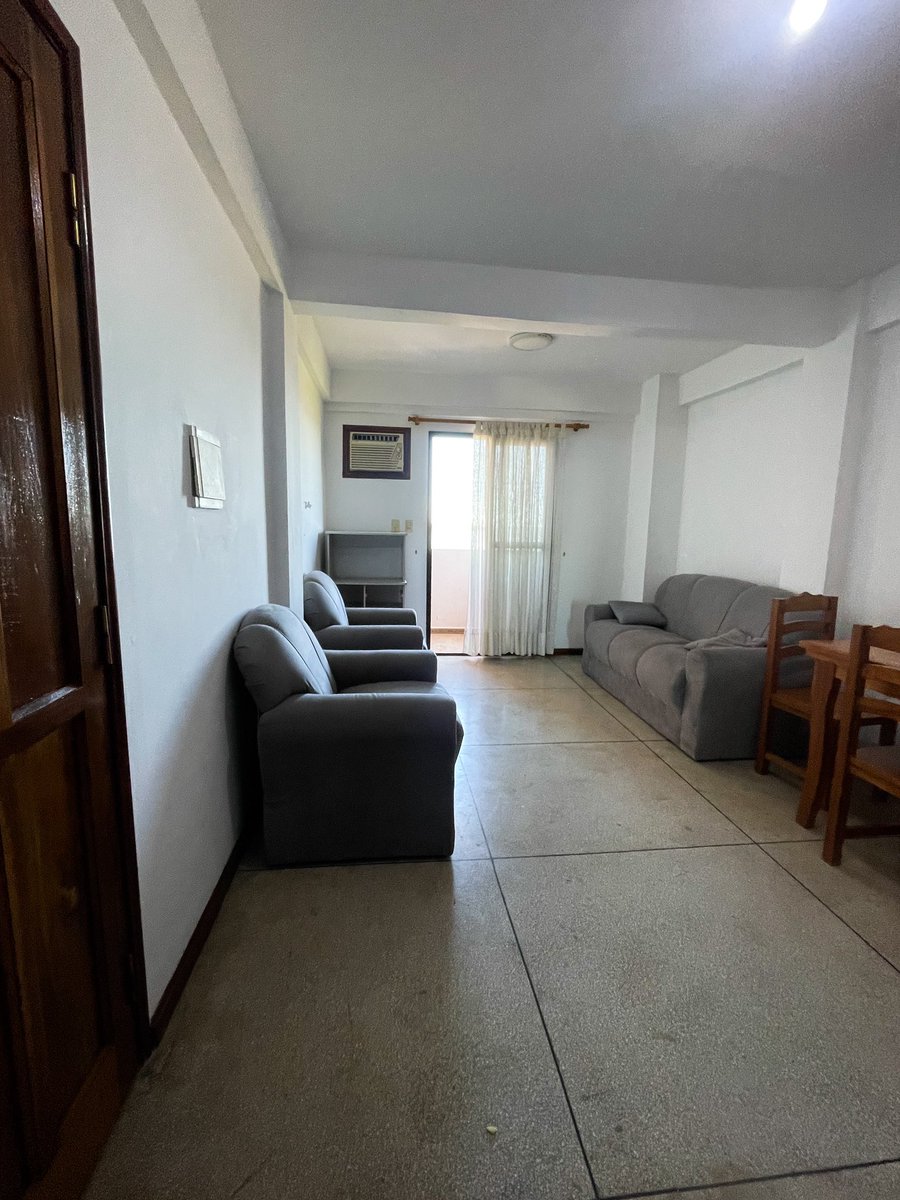 Hola. ATENCIÓN 

Alquiler de hermoso departamento amoblado en el 7° Piso del Edificio El Príncipe, frente a la Costanera de Encarnación.

Con una vista increíble, quincho, piscina ☝🏻

A solo 1.700.000 Gs