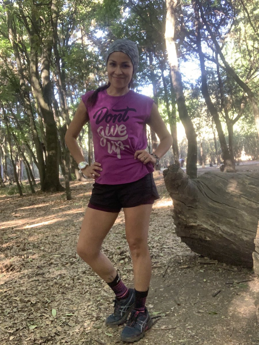 publivora's tweet photo. @ASICSmexico Correr con @kainerious @indraarenaes1 y mis ASICS GEL VENTURE 8 https://t.co/gIZXwbaPxR