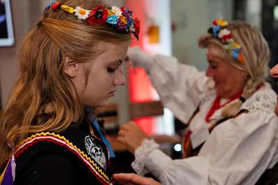 Op het Poolse Witaj-festival heeft Klaudia het gevoel dat ze niet meer alleen is in Nederland dlvr.it/TCyCxg