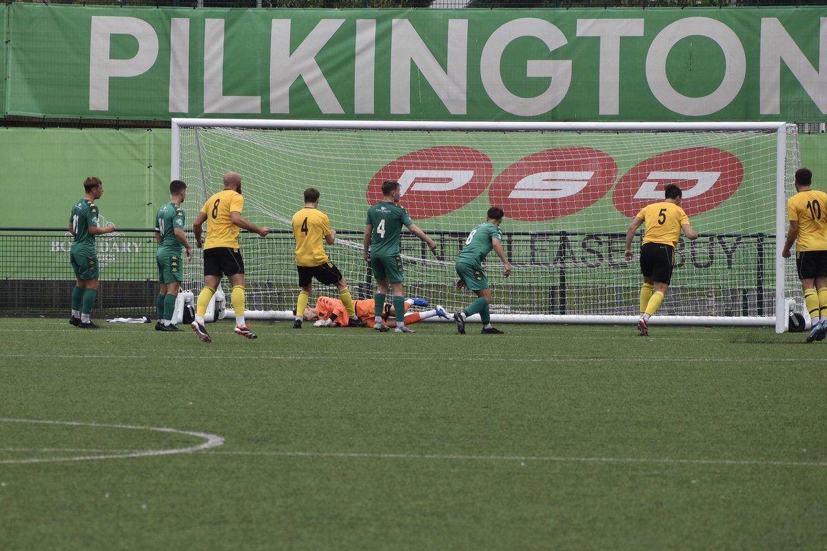 paulmoran62's tweet photo. Set 6 from @Pilkingtonfc 1-4 @lowerbreck today @nwcfl shows Breck going 1-0 up with a fine header from a corner by @Joshdobie https://t.co/NVEPU52mwI