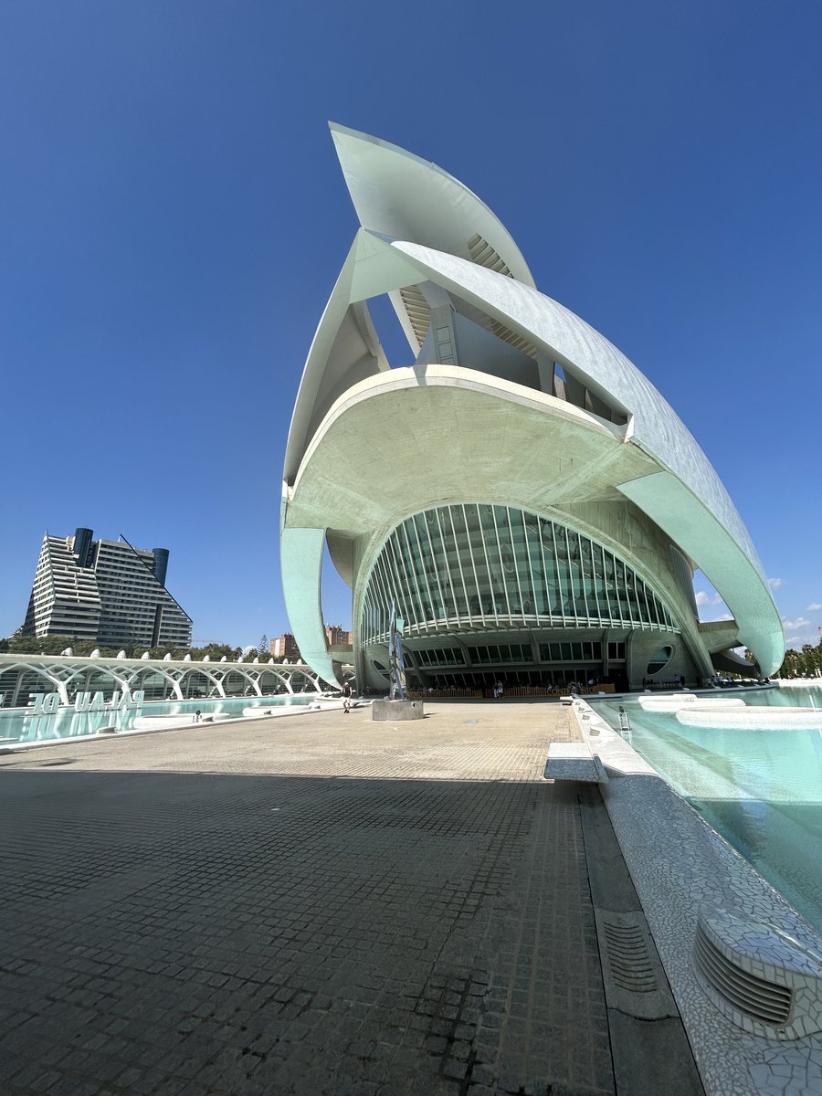 Some modern architecture 🫠