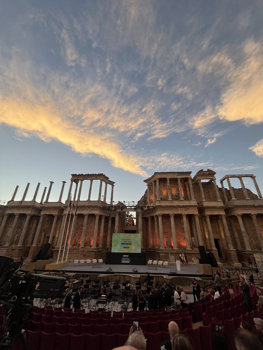 Por aquí van a pasar en breves dos marchadores españoles campeones olímpicos 😉