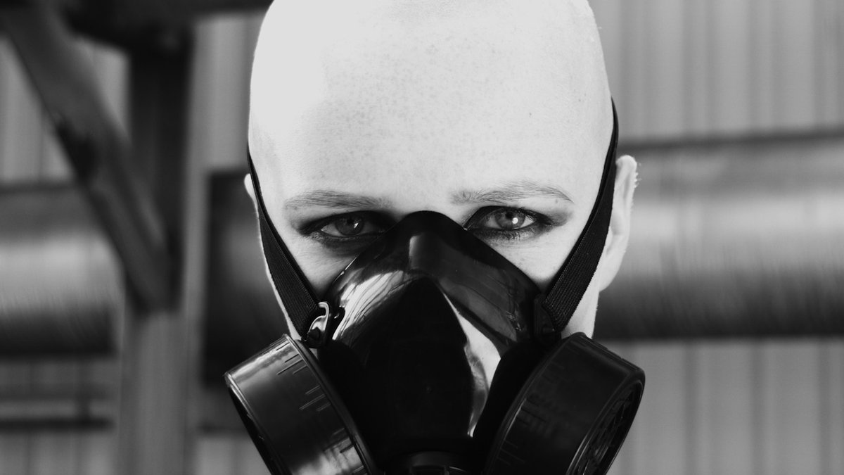 Matthias Von Braun is casting Extremity, a dark surreal neo-expressionist experimental art film about repression and self acceptance, explored using physical movement and cinematic techniques. 2 paid female roles, shooting Nov 12 mandy.com/aa/project/285…