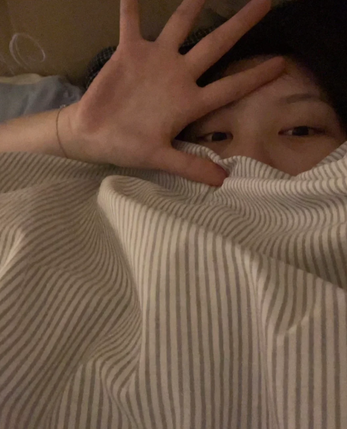 昨晚上在宿舍録了一個自慰視頻 
有想看的轉推+愛心