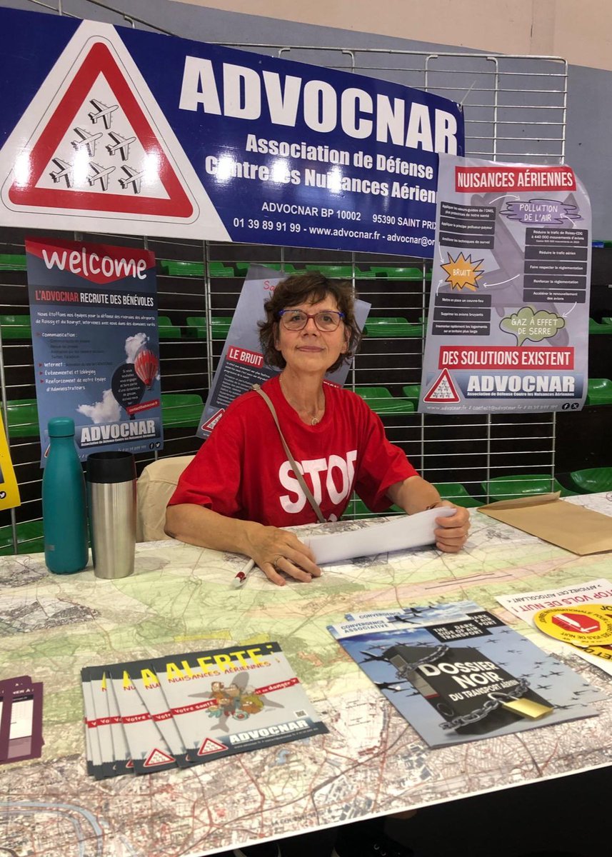 advocnar's tweet photo. ##Forums2024
Journée riche en échanges sur nos stands
Les habitants des communes survolées n'en peuvent plus des avions jour et nuit autour de #ROISSY et #LeBouget. Leur détresse doit être prise en compte.
Ils attendent une réduction tangible du #TraficAérien et un couvre-feu. https://t.co/OeBrbMaujI