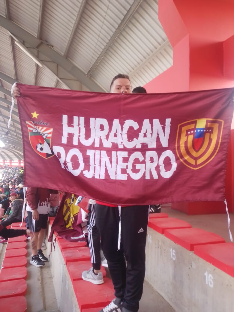 Lfog2310's tweet photo. EN LA ALTURA 🏟️🇵🇬 https://t.co/AGK3xhLZ2G