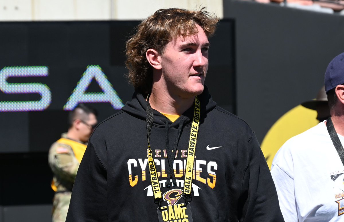 Blair Sanderson (@blairasanderson) on Twitter photo Class of 2025 in-state DE Will Lockhart at Kinnick Stadium today bit.ly/4e9tuVu Class of 2025 in-state DE Will Lockhart at Kinnick Stadium today bit.ly/4e9tuVu