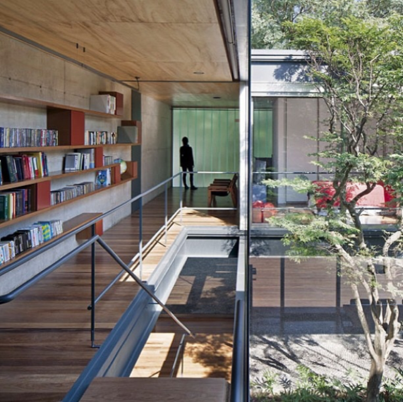 A13Docmo's tweet photo. Un ejemplo claro de relaciones espaciales: aquellas visuales y de programa que logra la arquitectura moderna mediante el uso de la transparencia y particularmente sobre la sección.
Casa Bacopari; UNA Arquitetos.
...de mis firmas favoritas en el mundo. https://t.co/3QlLrAmBoa