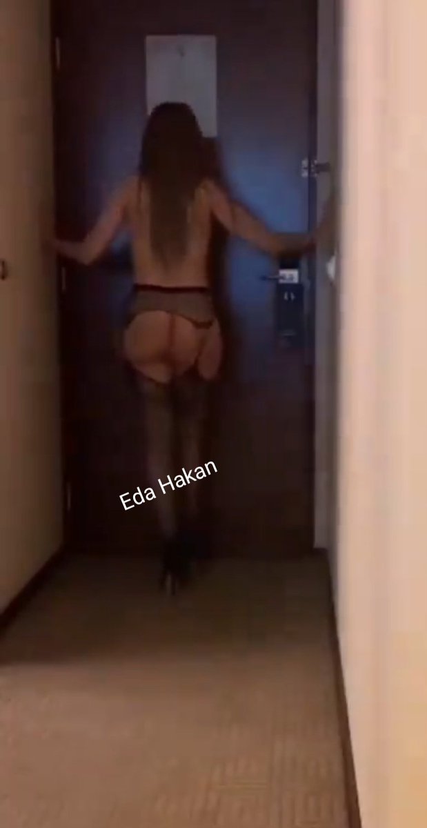 Yarın gün boyu Agorada olucaz kafamıza uyan misafir alıcaz lütfen tanıtıcı mesajı DM den