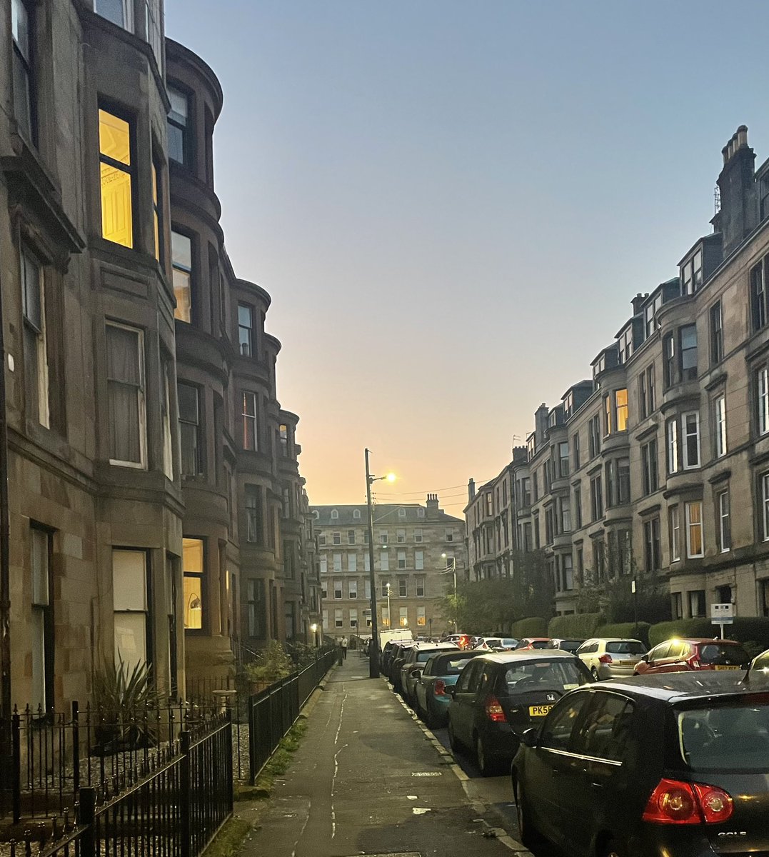There’s something about a tenement in Glasgow that makes my heart sing.