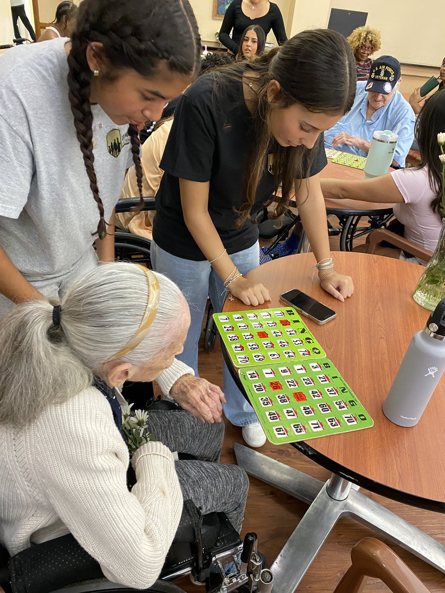 Amazing experience today at Regents Park of Sunrise nursing home! We delivered flowers, painted nails and played bingo with the elderly. #LatinosInAction #WildcatPride #ProgressNotPerfection <a href="/latinosinacti0n/">Latinos In Action</a> @PrincipalWHS