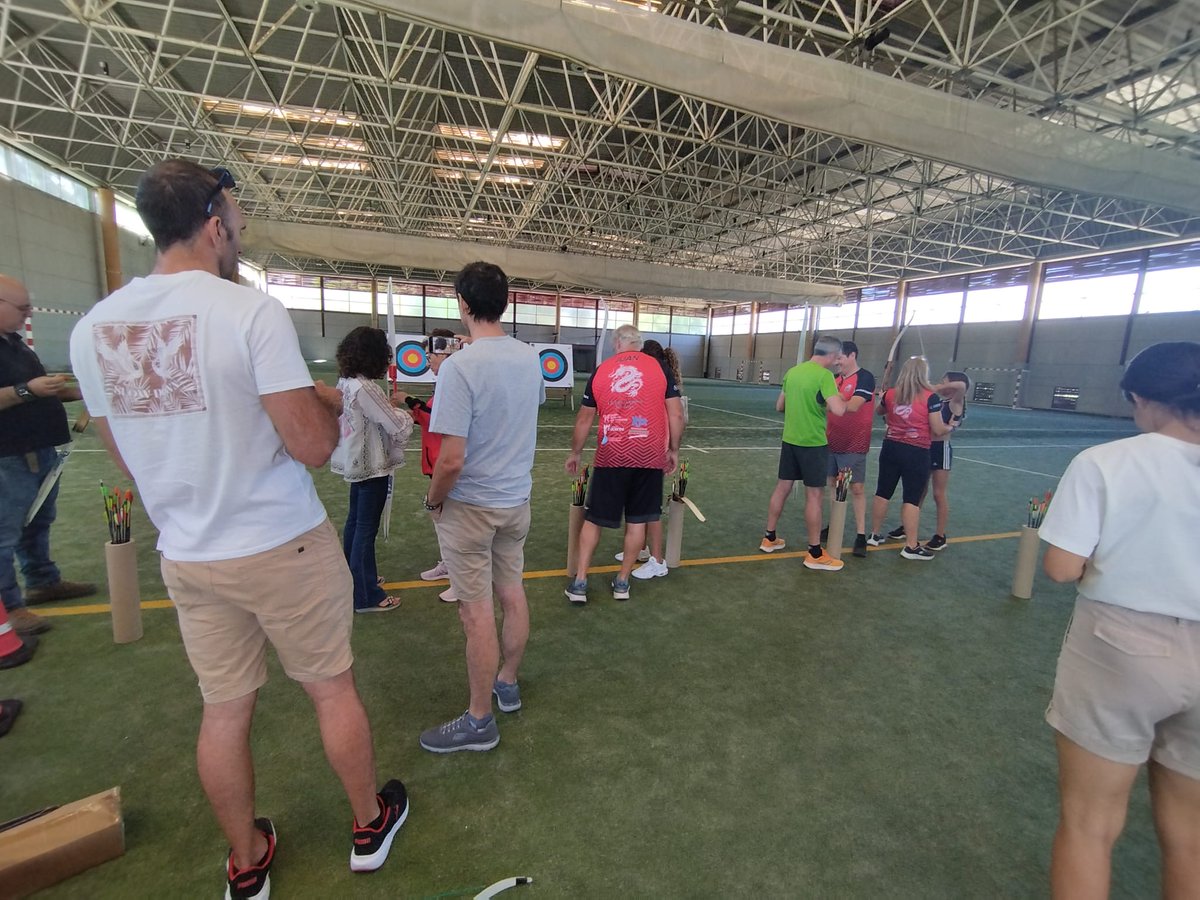 CASanJorge's tweet photo. Estupendo día de difusión de nuestro deporte. 
Gracias a @ArcoExtremadura y @CNTDcaceres https://t.co/U2m4aK3EFm