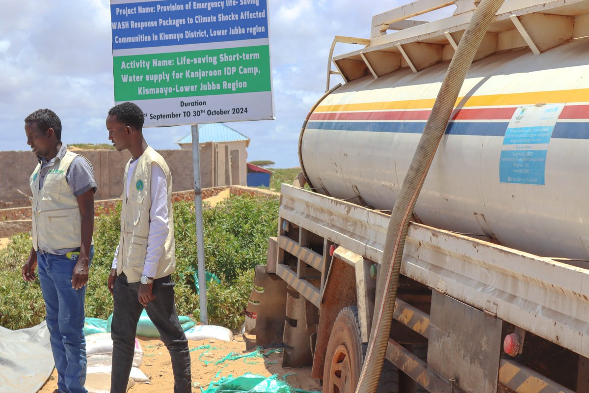 intersom_relief's tweet photo. INTERSOM Commenced 1st September 2024 Emergency water supply through safe water trucking to 613 climate shock affected households in Kanjaron and Nasrudiin IDP camp, Kismayo.

The water distribution will be supplied to the IDP community for a period of 2 months
@shf_somalia  #shf https://t.co/u4dQBKmXLg