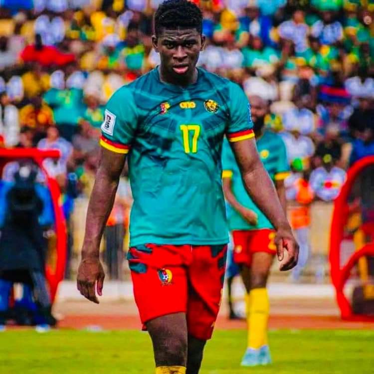 AlexSiewe's tweet photo. ❤️🇨🇲💪🏿 https://t.co/Xd8XG8Ap7Z