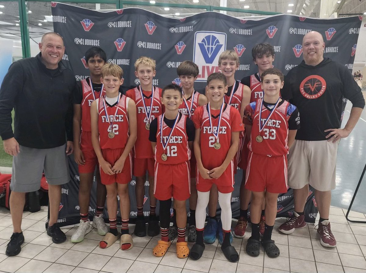 FVForcegbb's tweet photo. Tournament Champions!  Great job boys! #13UFVF https://t.co/y2GKVmcggF