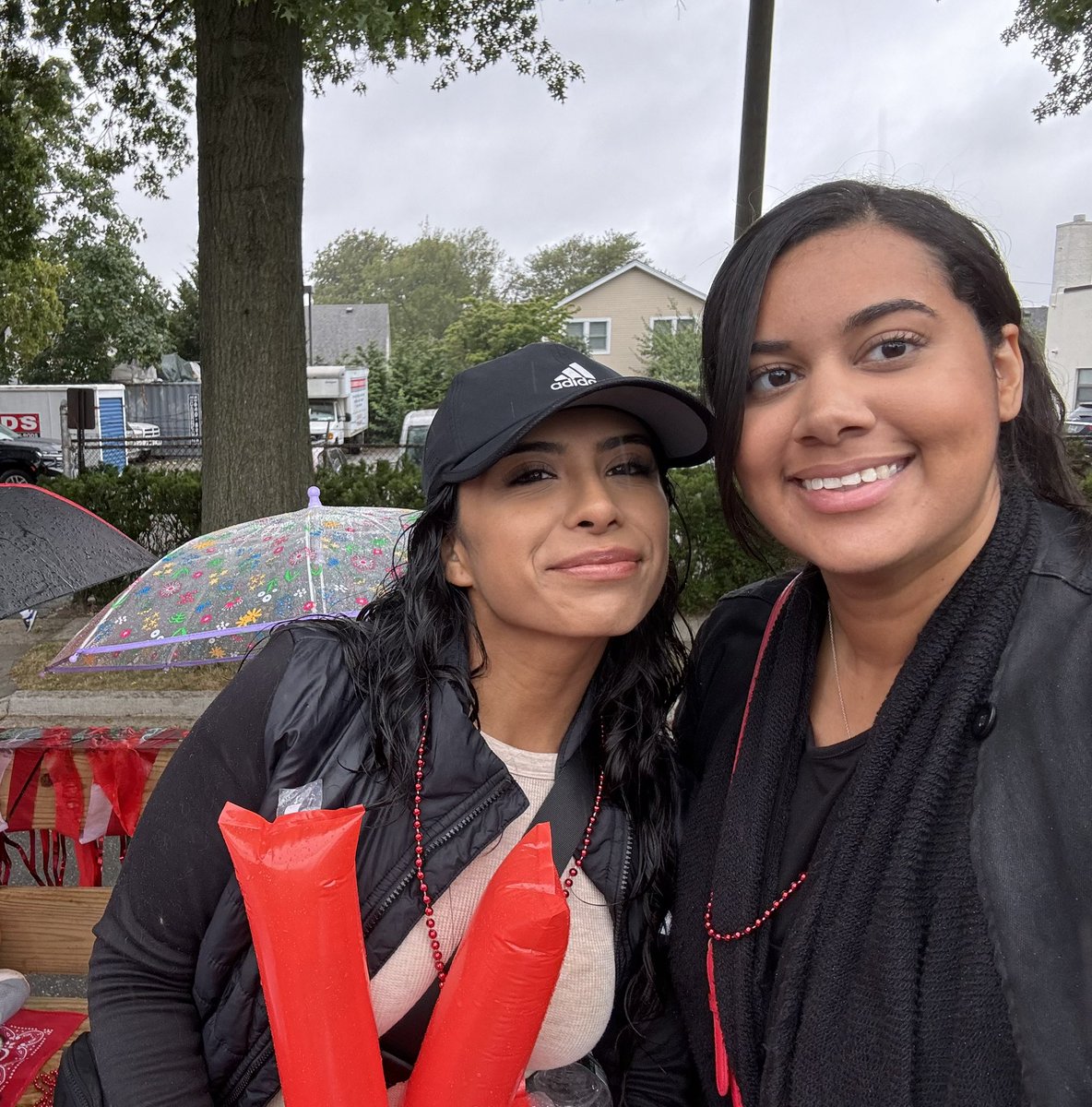 Not even the rain could dampen our Mineola pride as we celebrated homecoming! We had a blast on the <a href="/Hampton_Street/">Hampton Street</a> float. Go mustangs!! ❤️ <a href="/MineolaUFSD/">Mineola UFSD</a> #mineolaproud