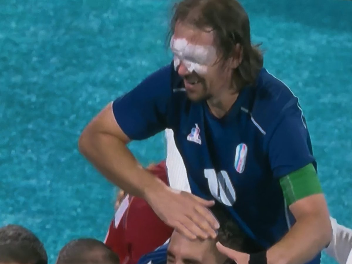 Les Bleus sans les yeux. 
Magnifique 🇫🇷 🥇🥇🥇
#JeuxParalympiques2024 #Villeroux