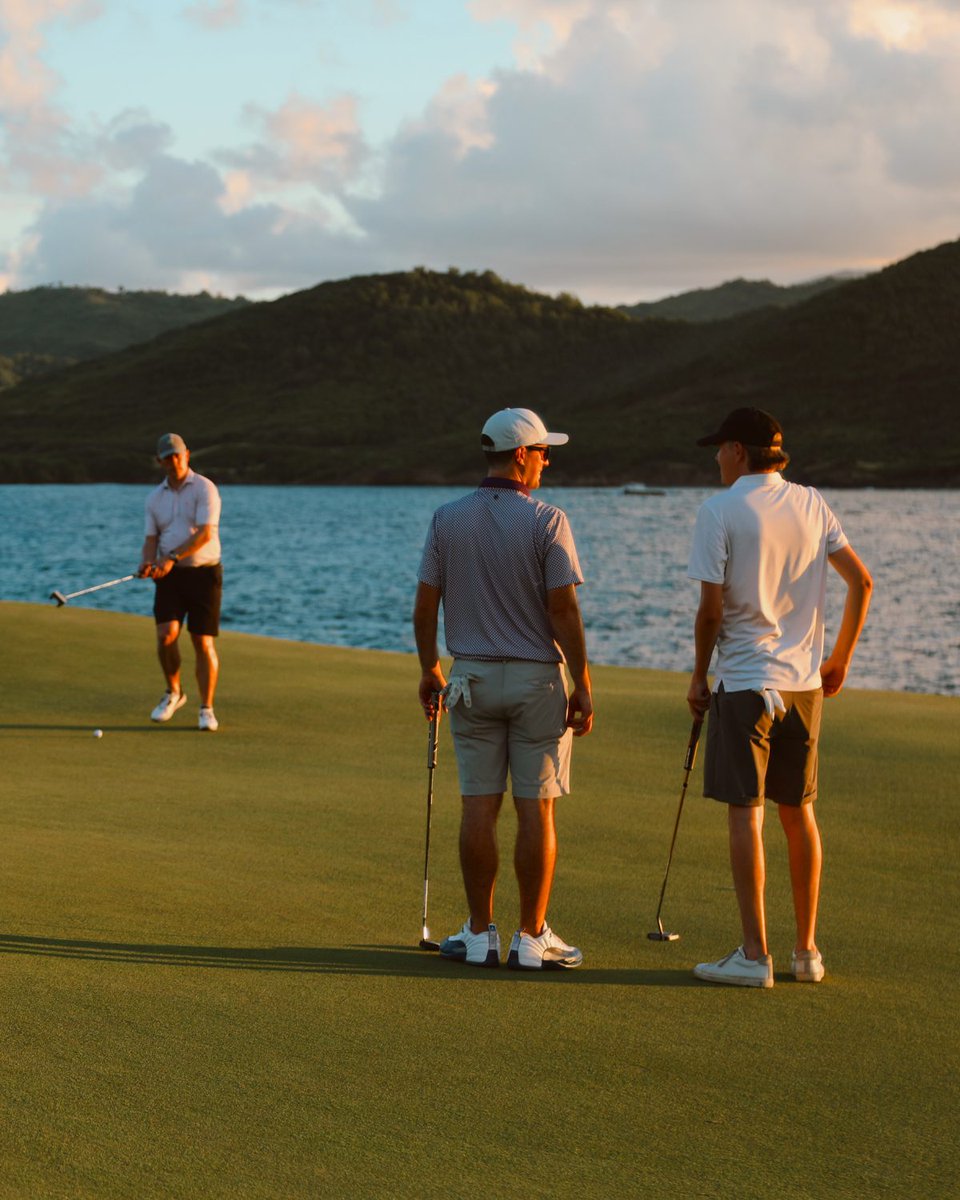 Making lifelong memories out on the course. From first swing to post-round refreshments, enjoy an unforgettable golf experience at Point Hardy Golf Club.

📷: Trish Henderson Photography