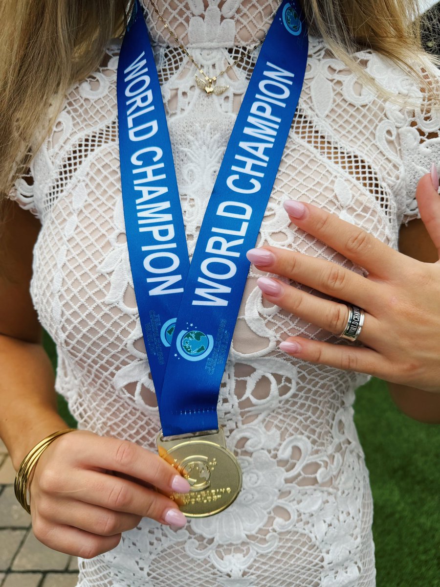 ring ceremony with my favorite girls🩷🪽