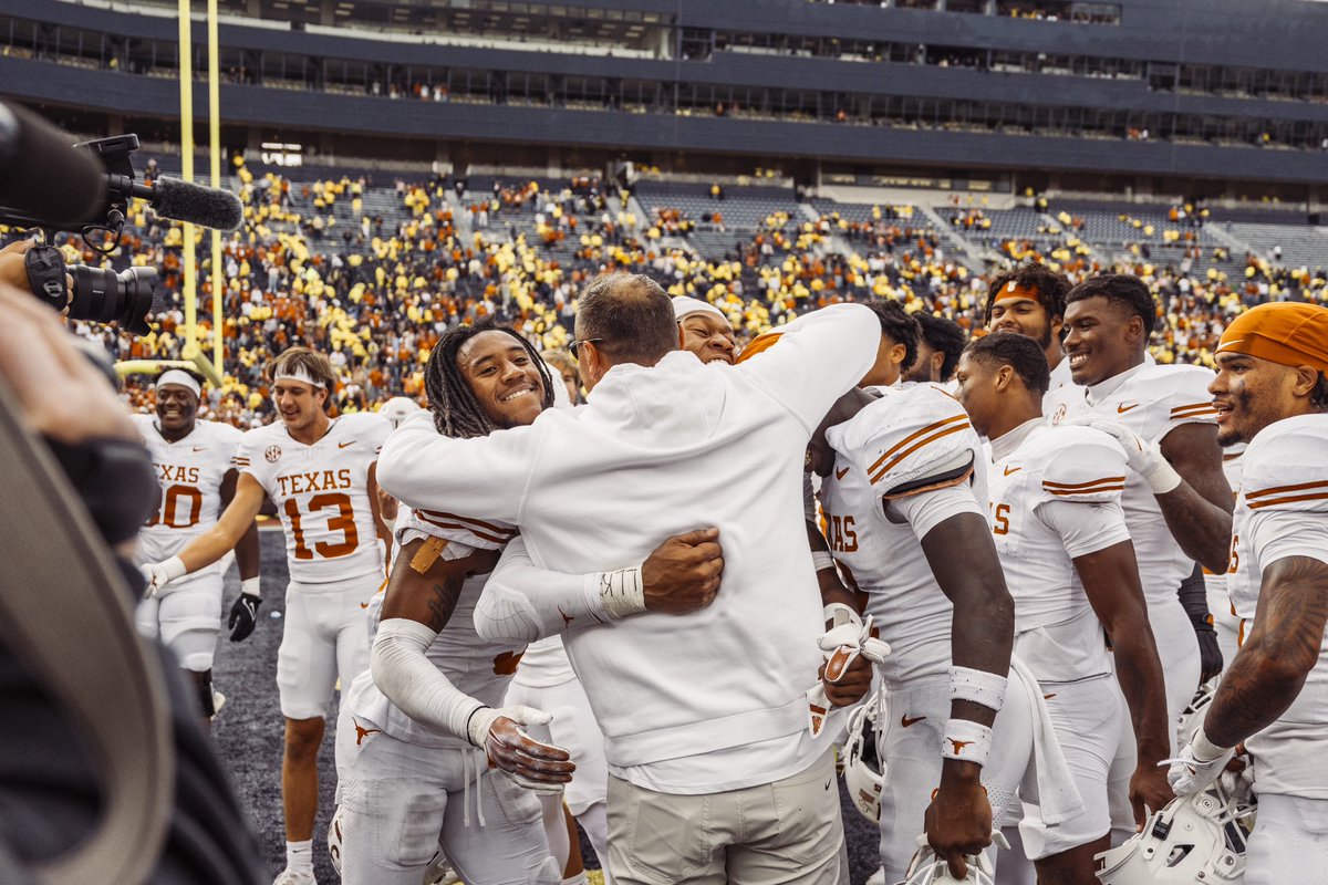 Texas Football tweet media