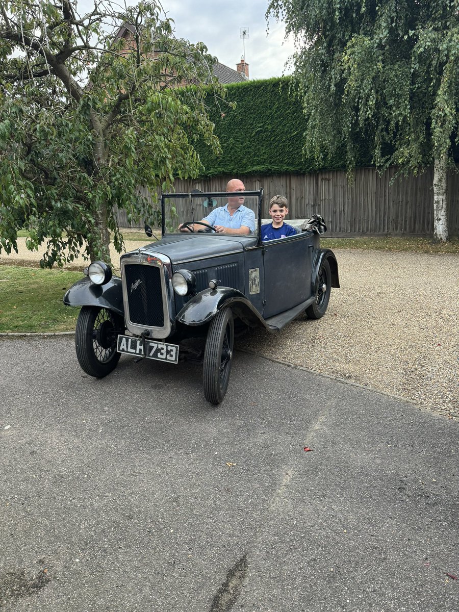Ogbert1's tweet photo. Ogbert’s first trip out after a 2-year break due to an ignition fault. Returned under his own power which is an improvement on the last couple of runs. Charlie, Noah and Isaac loved having an Ogbert ride again, and the mice came too. @Sammydwills @natalie_f1992 @dan_2PARA https://t.co/XPsQHdbeyu