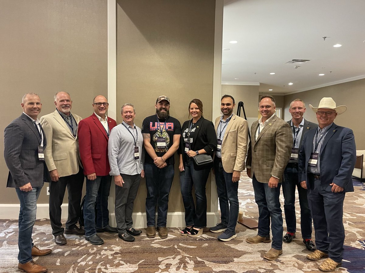 SpeakerTimJones's tweet image. ⁦@MOFreedomCaucus⁩ &amp;amp; ⁦@HouseFreedomGOP⁩ Members @ First Annual ⁦@SFC_Network⁩ Summit in Dallas, Texas! #MOGov #MOLeg