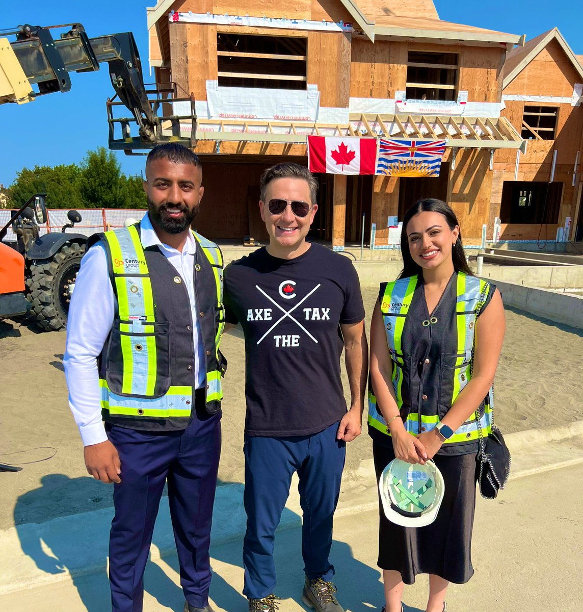 jessysahota_'s tweet photo. It was a great honour to welcome the next Prime Minister of Canada @PierrePoilievre , to Delta and have the opportunity to engage with our dedicated constituents. Canadians are ready for a common sense conservative government🇨🇦 https://t.co/as1WDhzzuH