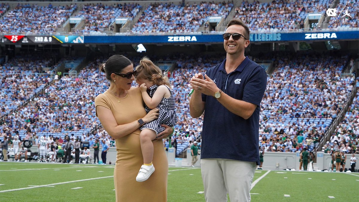 Great to have the Carolina Football all-time points leader Casey Barth back in Chapel Hill as today's Kenan Legend! 👏👏👏