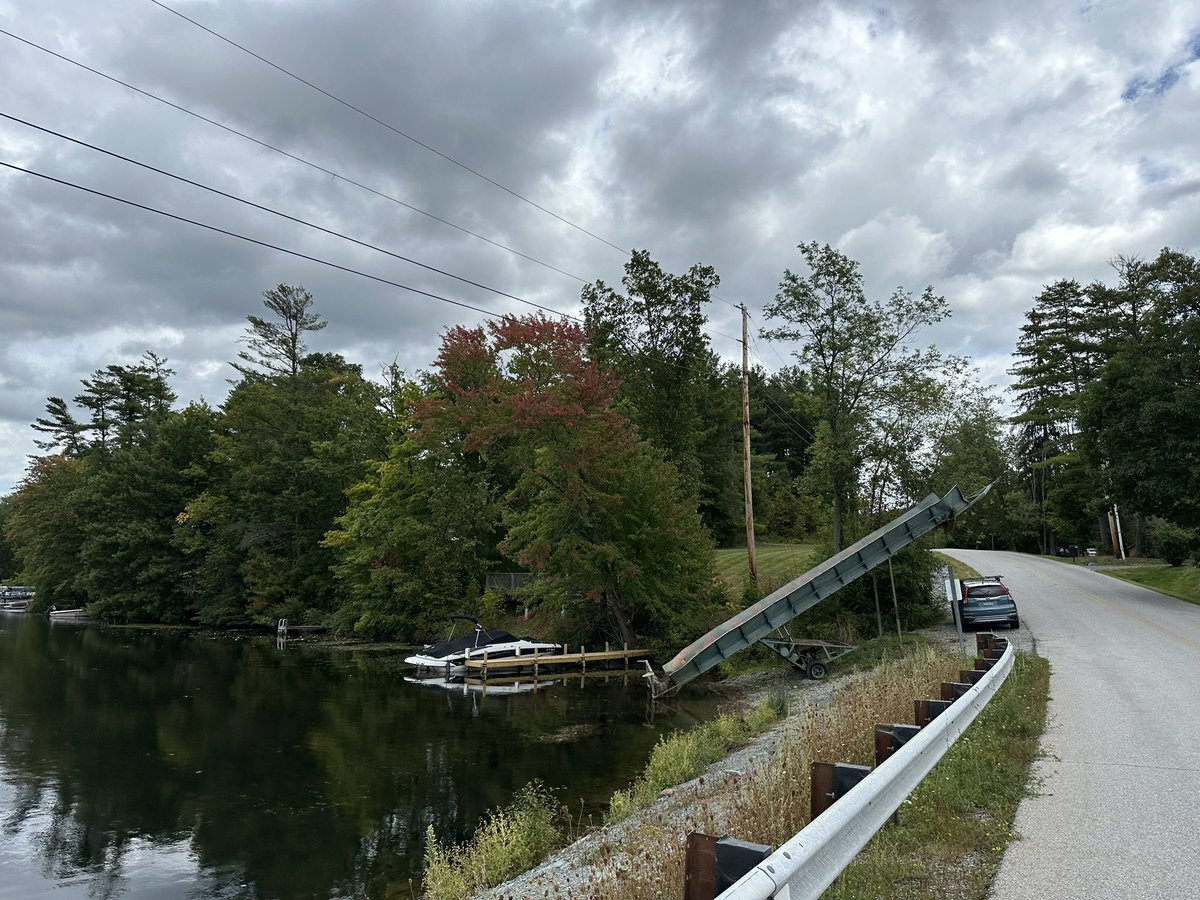 metallidan's tweet photo. 6 miles, 7 towns, 3rd best 5K, 1 apple orchard, 1 diner, and wayyyy to many trees turning early for autumn. Good day. 🍂 #vt251 #run251 #runvt 

Rutland
Rutland City
West Rutland
Castleton
Hubbarton
Proctor
Pittsford https://t.co/3jFpkzjfsP