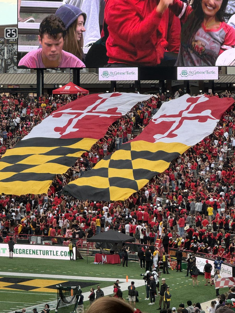 You had one job, student section.