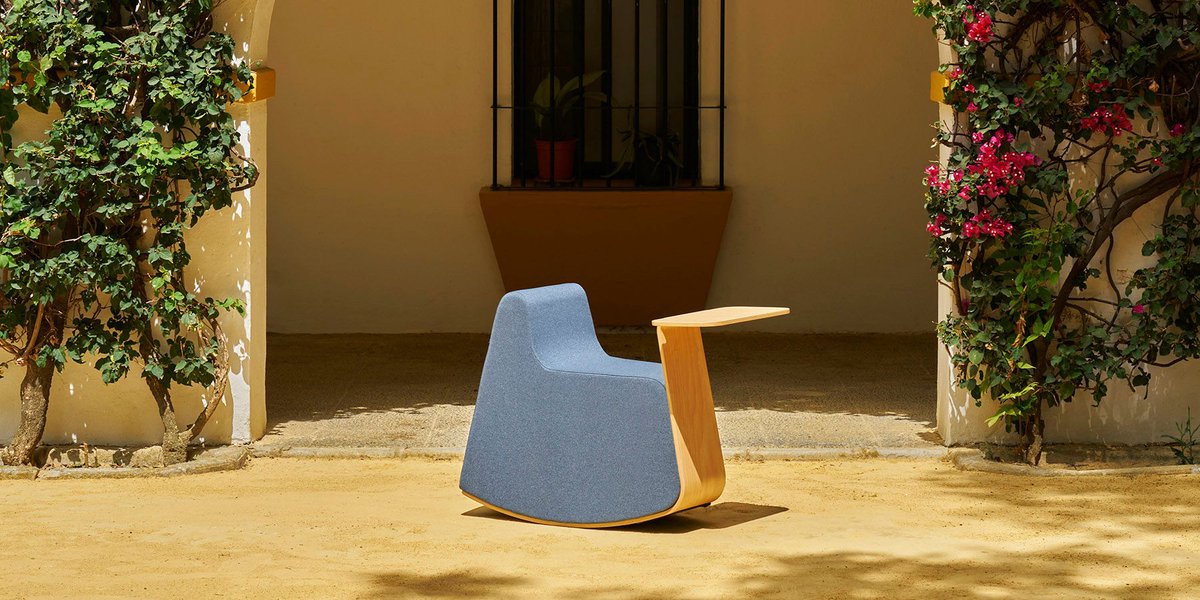 designboom's tweet image. rocking pouffe-table hybrid by @DSIGNIO_COM redefines workspaces with a nostalgic twist designboom.com/design/rocking…