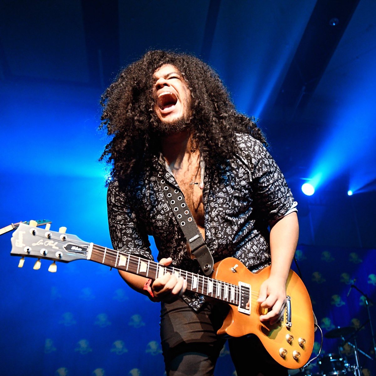 8a02_'s tweet image. Gracias Dragoncon! Una bestia de evento! 🤘🏽 a por mas!

Thank you @DragonCon ! What an amazing event! Now let's go for more! 🤘🏽
Photo by: @v0ightlanderphoto
#vgm #vgmusic #livemusic #rocknroll #dragoncon2024 #fyp #fypシ #fypage