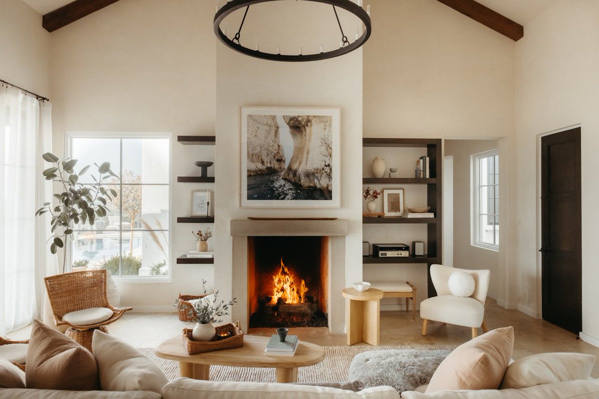 10 Built-In Shelves That Bring Timeless Elegance to Every Room: Styling secrets, inside. 

The post 10 Built-In Shelves That Bring Timeless Elegance to Every Room appeared first on Camille Styles.