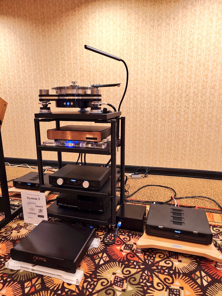 AT110s's tweet image. Analog Audio Design TP-1000→Heed Helikon Integrated→Genesis G7 Foxtrot

Puritan Studio Master 16 Power Conditioner
Lateral Audio Rack &amp;amp; Stands

個人的にはGenesisはこのぐらいのサイズのモデルのほうが好みかな
#PAF2024