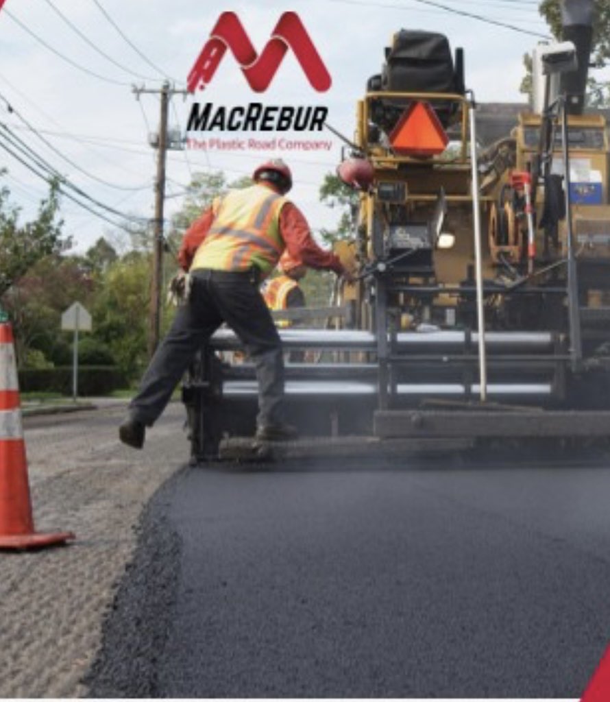 قامت شركة Macrebur البريطانية وبعض الشركات المماثلة، بصنع مزيج من النفايات البلاستيكية واضافته الي المواد الاسفلتية وصنع طرق قوية تدوم لفترة طويلة والاهم من ذلك هو التخلص من النفايات البلاستيكية بطرق مبتكرة، هل سنرى في المستقبل القريب طرق من البلاستيك المعاد تدويره 
#environment