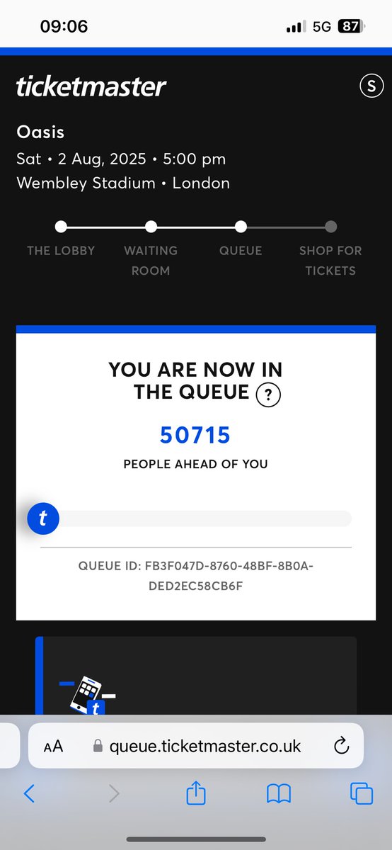 NickSharyne's tweet photo. @oasis What about when you queue for hours to be called a robot. https://t.co/VxYf7McpyG
