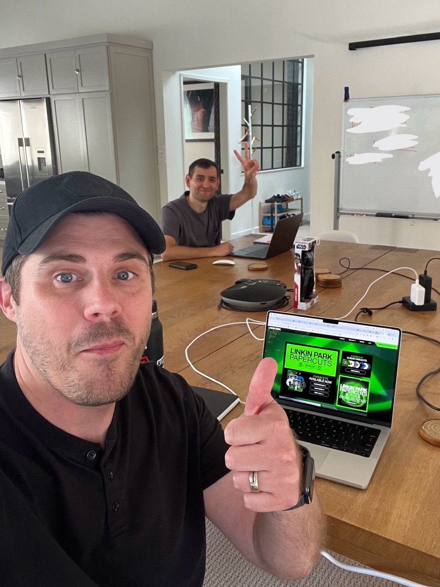 heydudeimadam's tweet image. All I know is the last few months I’ve been back working for @linkinpark has been the happiest I’ve been in a very very long time. I was in a bad place not long ago and didn’t know if it was even possible to be this happy again. It’s just the beginning. See you on tour. #FromZero