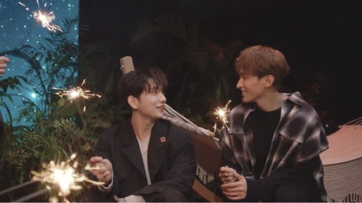 A ss short au wherein —

A healthy relationship turns into a mere commitment that they're just obligated to push-through and love fades away between them.