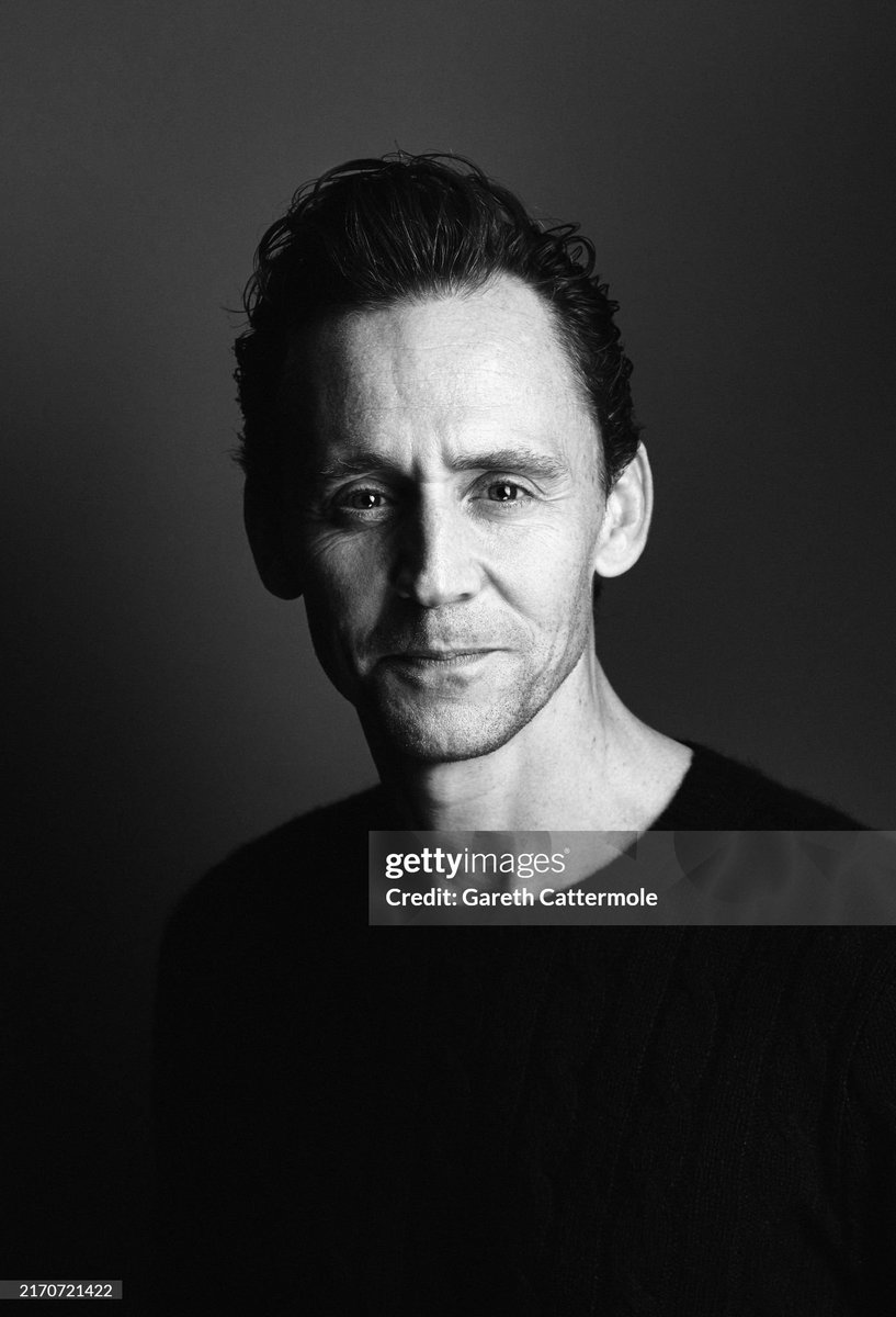 Hiddles' Army tweet media