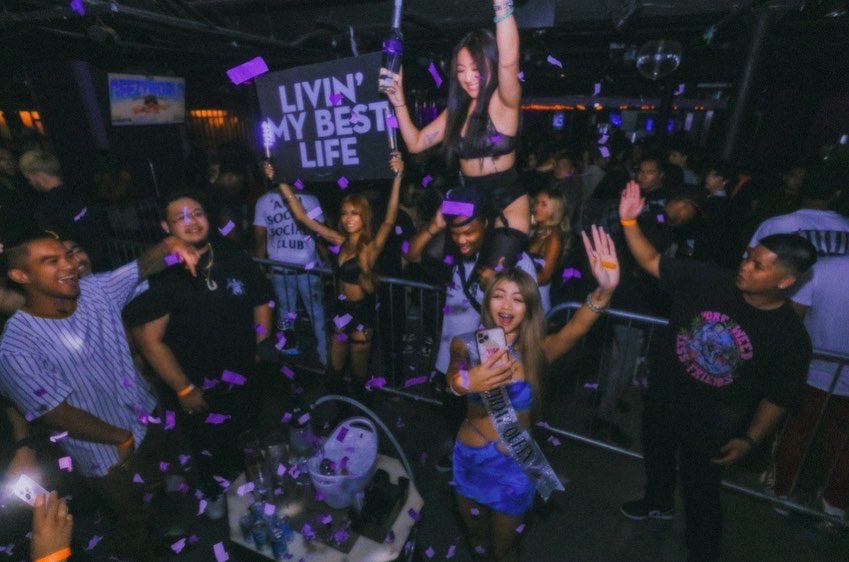 Livin’ our best life every Saturday at #The6ix! 🍾✨ Magnum Saturday is back TONIGHT—bigger bottles, louder beats, and wild vibes all night long! 🥂 Don’t miss out on the party everyone’s talking about. Who’s ready to turn up? 🎉🔥 The party starts tonight at 9 PM!